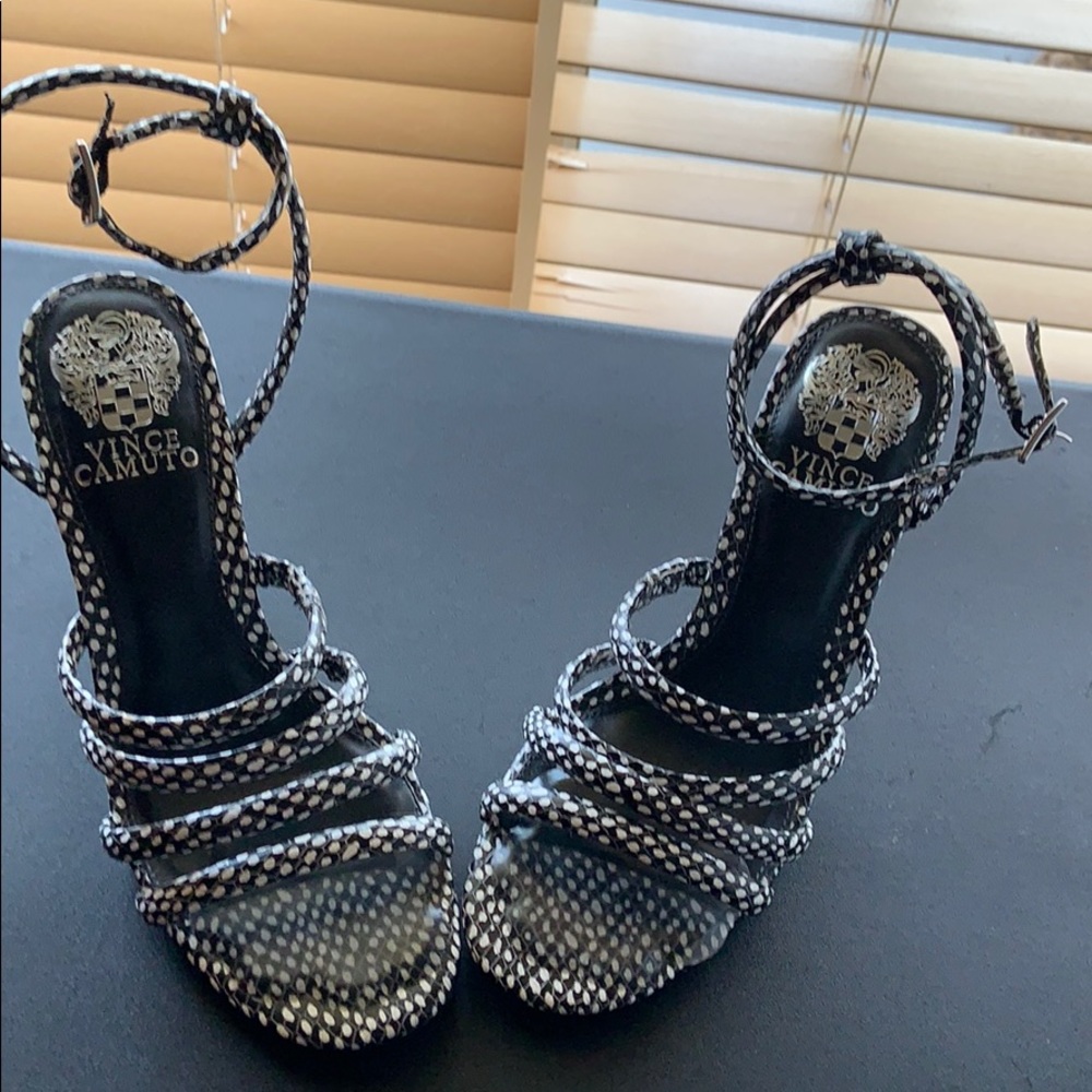 Vince Camino sandals almost new worn one time